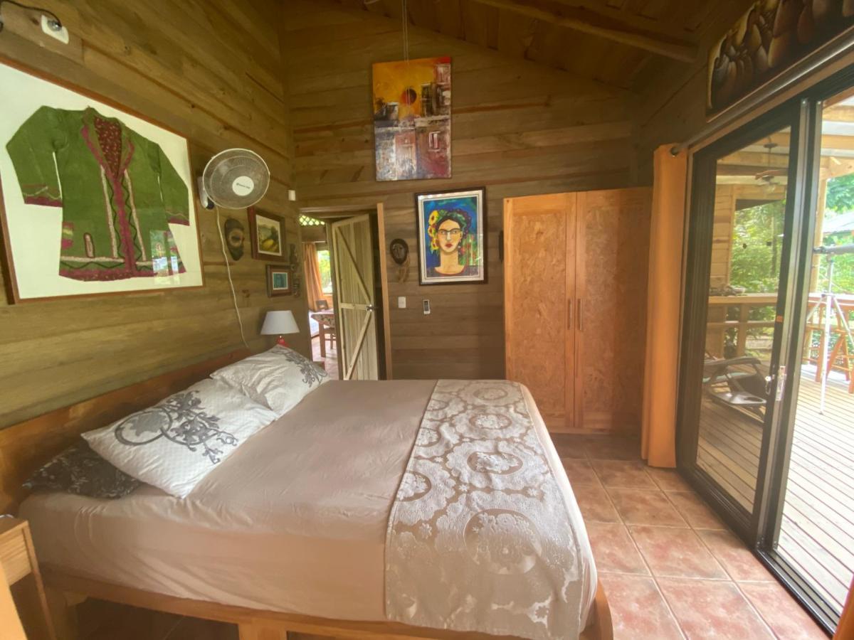 Uvita Oasis Retreat With Villa Cabins And Apartment ภายนอก รูปภาพ