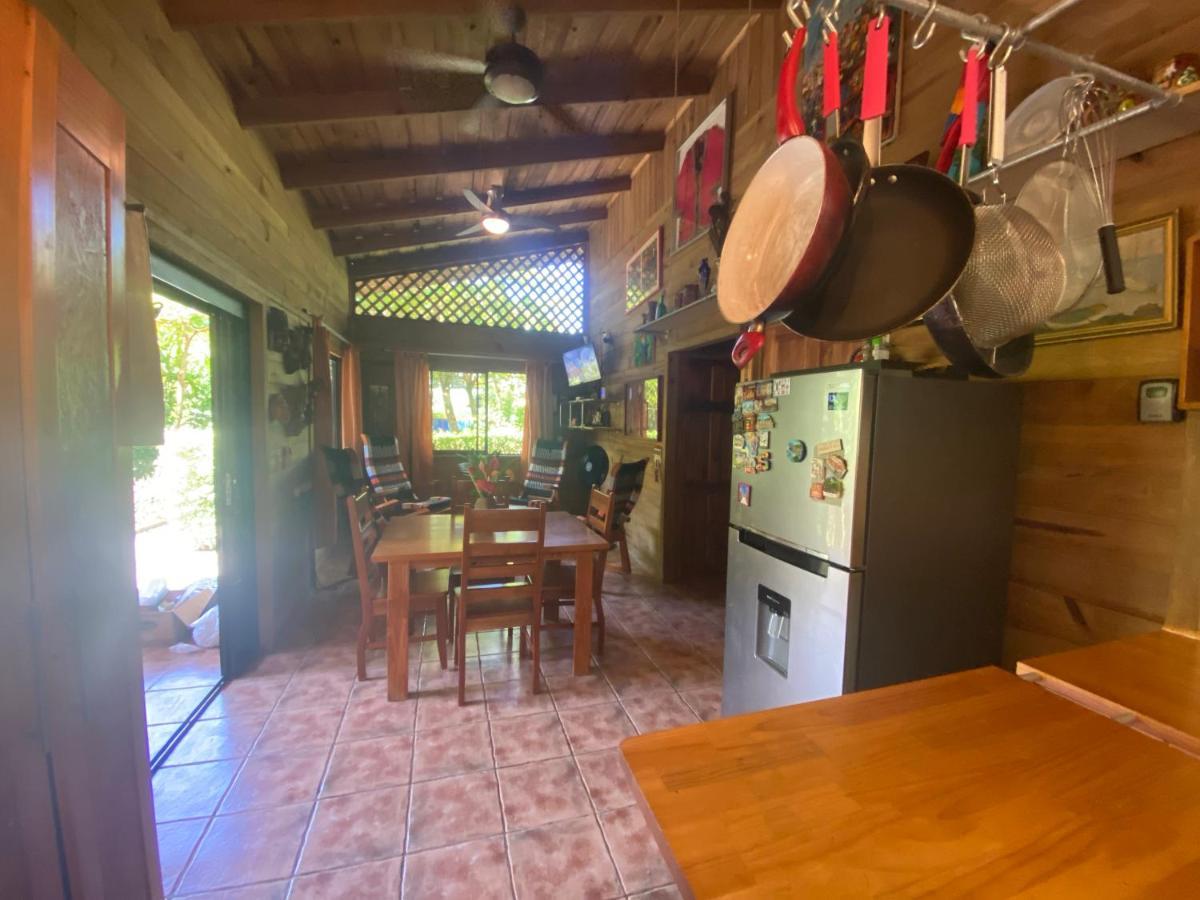 Uvita Oasis Retreat With Villa Cabins And Apartment ภายนอก รูปภาพ