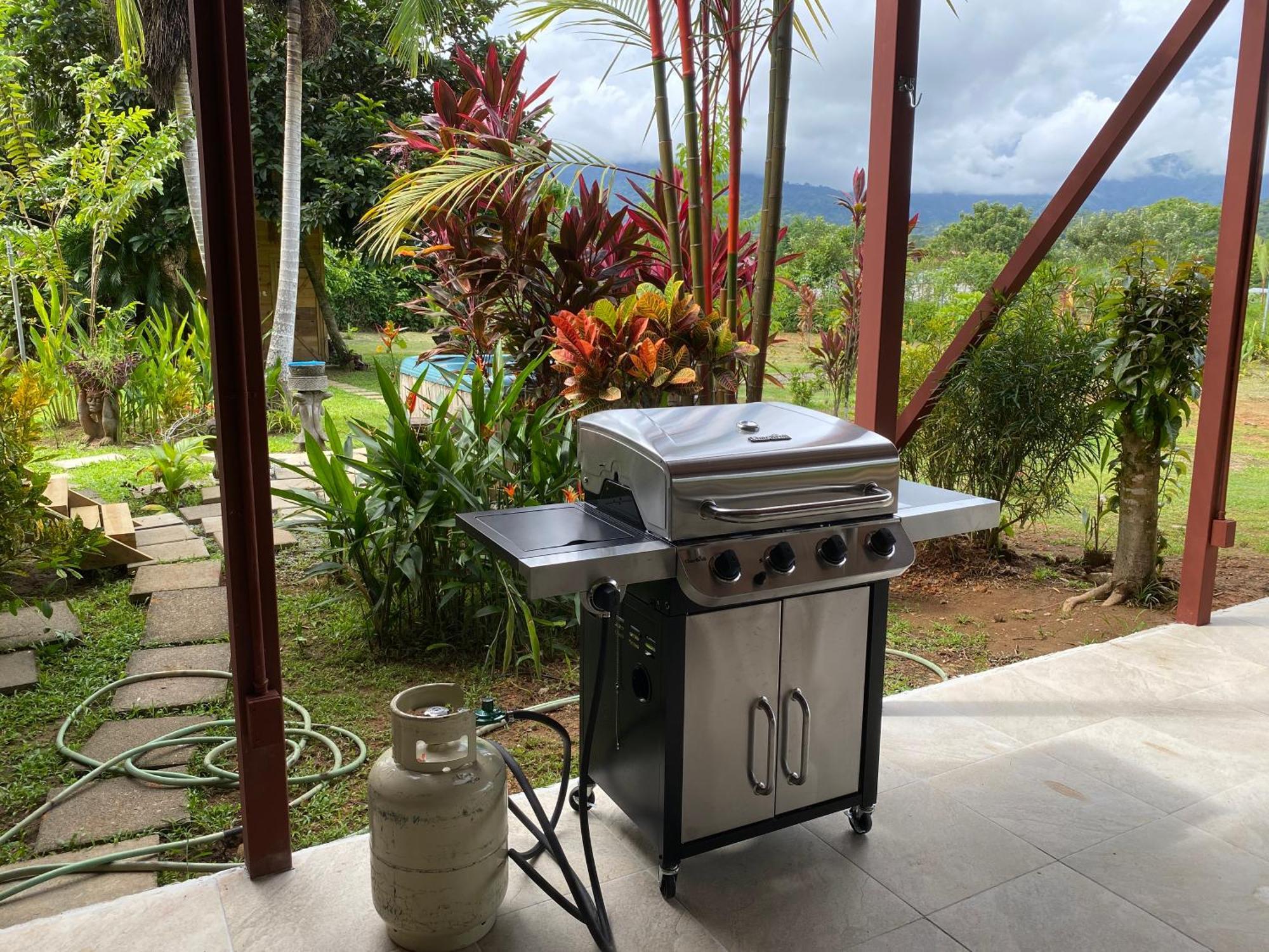 Uvita Oasis Retreat With Villa Cabins And Apartment ภายนอก รูปภาพ